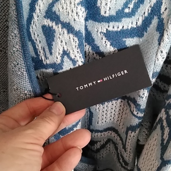 Tommy Hilfiger Sweater - Picture 5 of 8